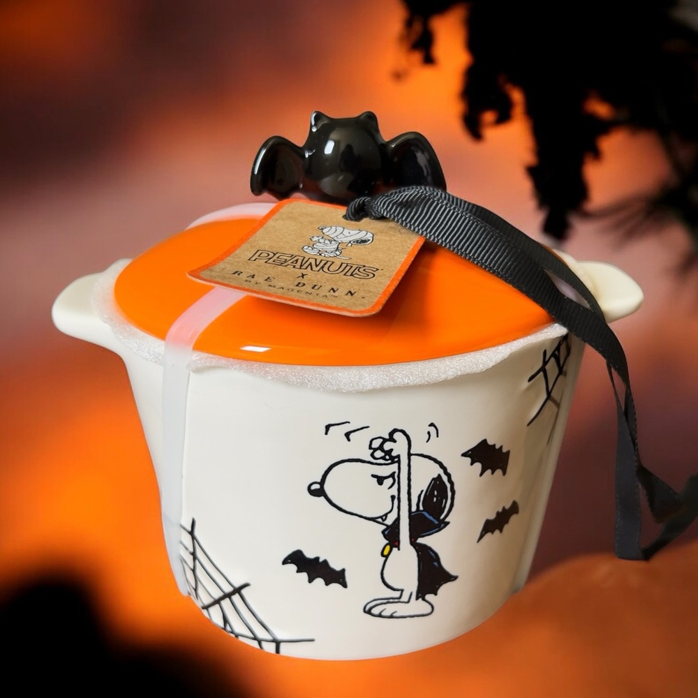 Rae Dunn Peanuts Snoopy Halloween Vampire Scary Individual Bake Dish Bat Lid NWT